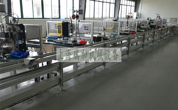 輸送機